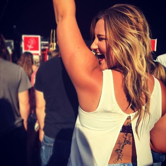 Meet your Posher, Brooke - Picture 1 of 1